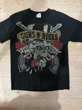 Guns N Roses Tongue Skull Black T-Shirt